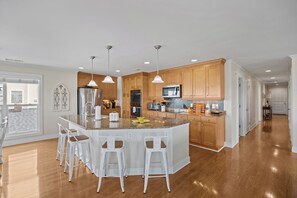Fridge, microwave, oven, stovetop - Hightide #215 | Ocean & Sound Views | Crow’s Nest + Elevator | Sleeps 15 (Carolina Beach)