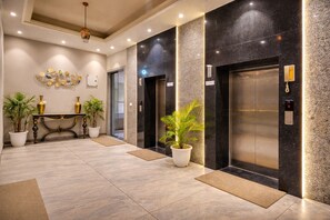 Lobby - OPO Premier MARVEL  (Jaipur)