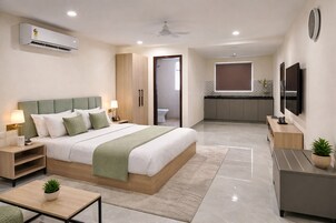 Habitación Deluxe doble | Espacio para trabajar con un portátil y wifi gratis
