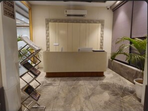 Lobby - OPO Premier MARVEL  (Jaipur)