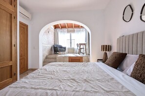 3 bedrooms, iron/ironing board, travel cot - ALTEA HILLS sea view villa (Altea)
