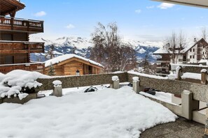 Property grounds - Studio cosy avec piscine intérieur et vue montagne (Nendaz)