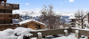 Studio cosy avec piscine intérieur et vue montagne