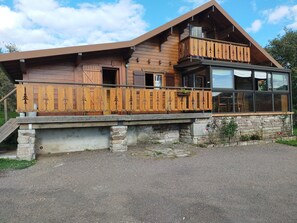 Exterior - Chalet “Chez Monique” with Mountain View, Private Terrace, and Wi-Fi (Le Val-d'Ajol)