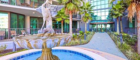 Condo, 3 Bedrooms | Property grounds