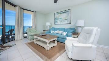 Apartamento, 2 habitaciones | Zona de estar