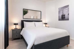 1 chambre, fer et planche Ă repasser, Wi-Fi, draps fournis