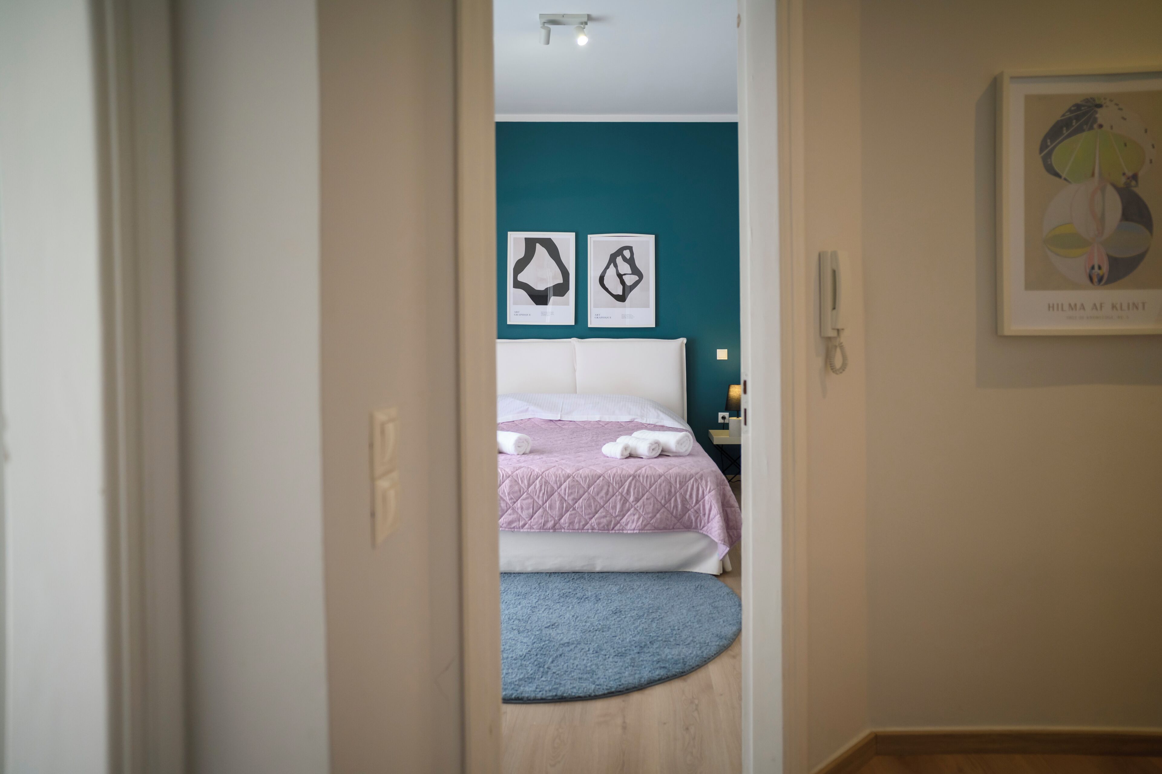 3 bedrooms, desk, iron/ironing board, free WiFi