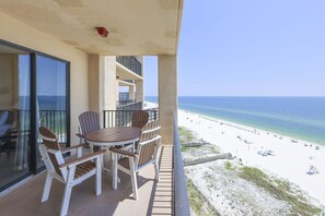 Outdoor dining - Phoenix V 1215 2 Bedroom Condo (Orange Beach)