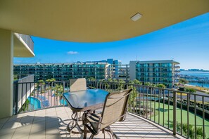 Huoneisto, 3 makuuhuonetta | Ulkoruokailutilat