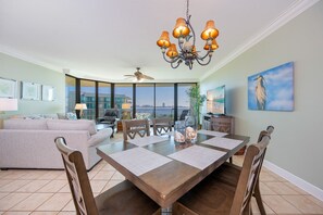 Condo, 3 quartos | Opções para refeição