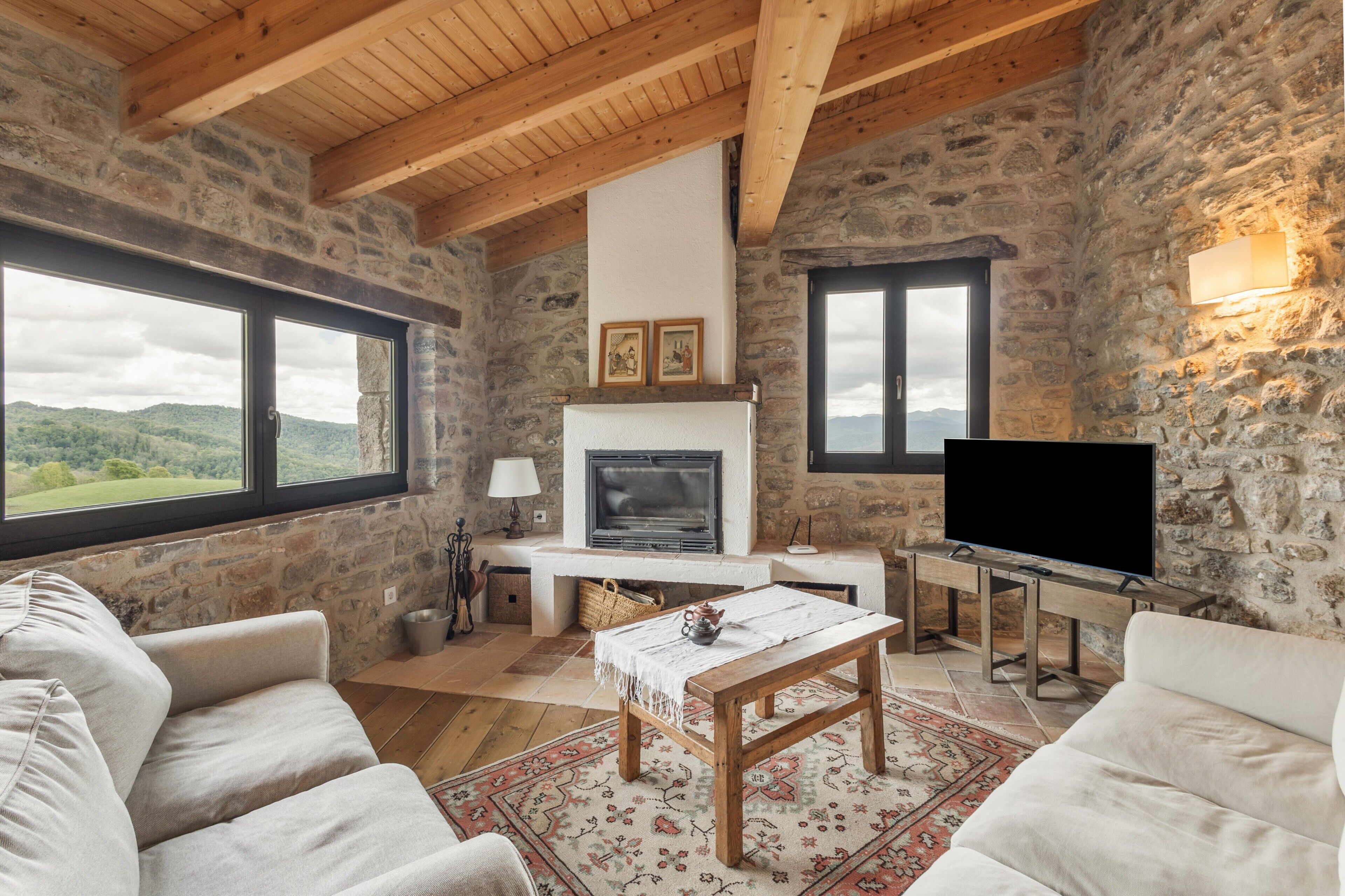 Fernseher, Kamin