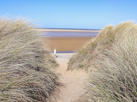 Beach nearby. Dunes View
