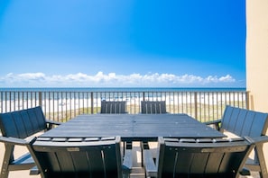 Apartamento, 2 habitaciones | Restaurante al aire libre