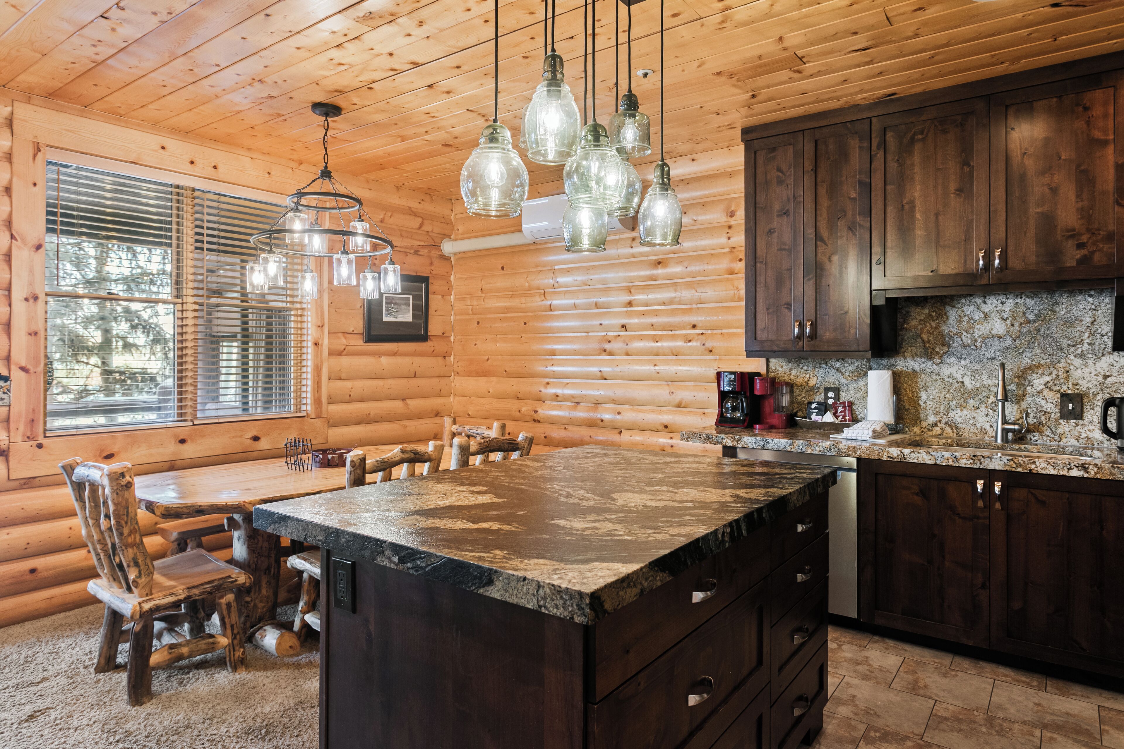 Condo, 2 quartos | Cozinha privada