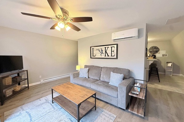 House, Multiple Beds, Kitchen (A Frame Escape) | Living area