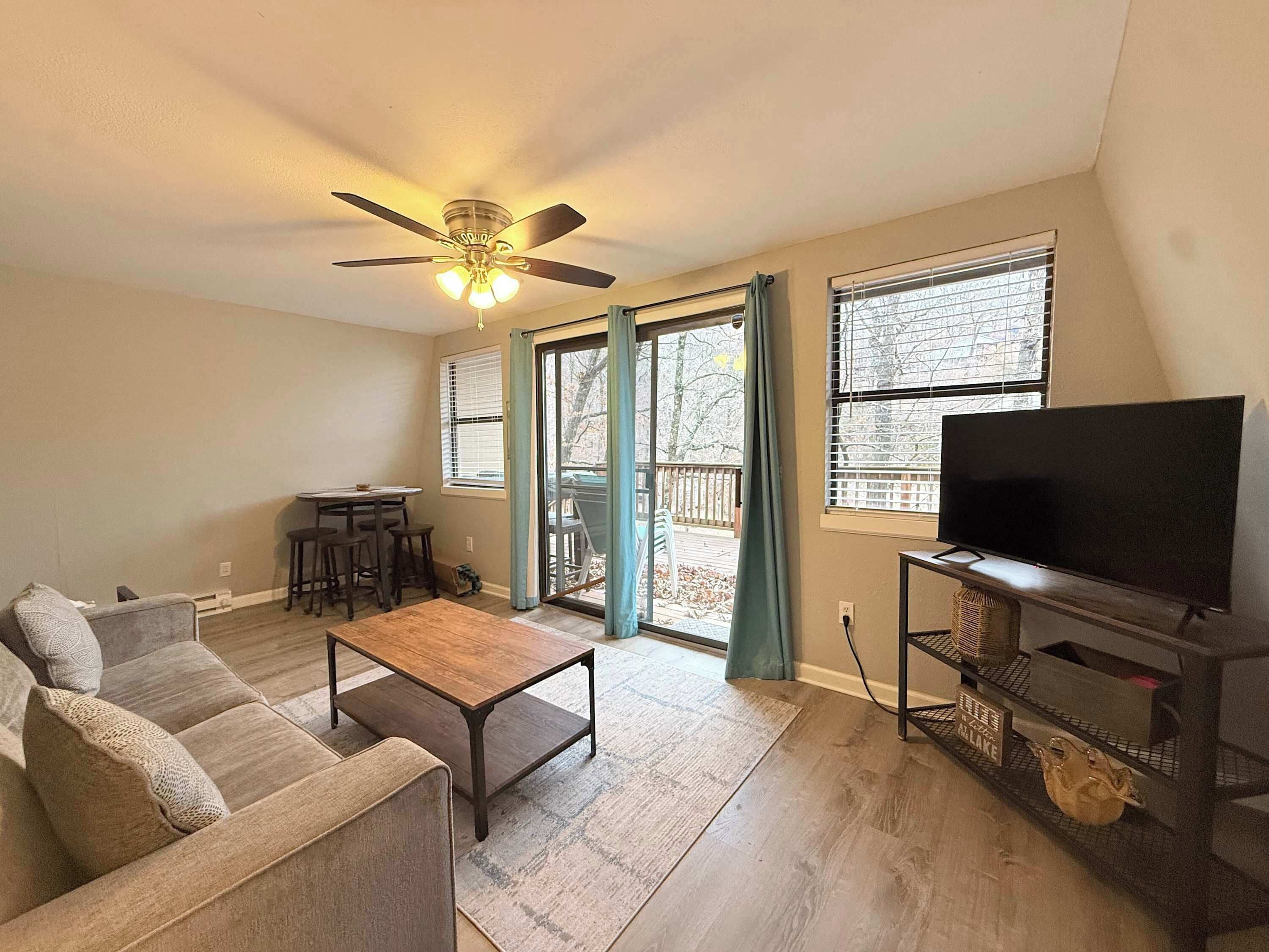 House, Multiple Beds, Kitchen (A Frame Escape) | Living area