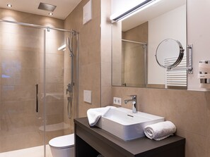 Towels - 3_SPA - Classic Suite 611 by Interhome (Zell am See)
