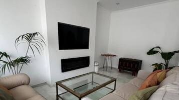 Apartment, 1 Bedroom | Living room