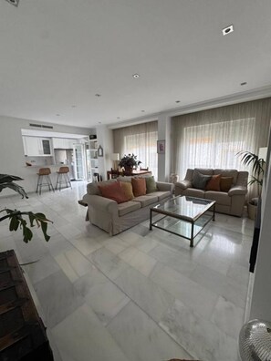 Living room - Sierra de Gudar Apartment (Gudar)