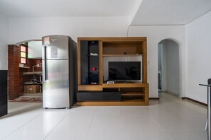Interior - Apartamento Pet Friendly a 300 m da Praia do Trevo (Rio das Ostras)