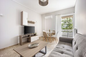 Smart TV - City Center Calm Spot (Glifada)