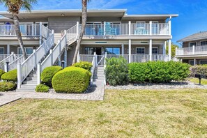 Exterior - Floral Villa D14 - Three Bedroom Two Bath Condo with Shared Pool (Surfside Beach)