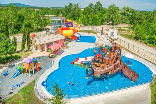 Hermes Alexandria Club hotel