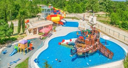 Hermes Alexandria Club hotel