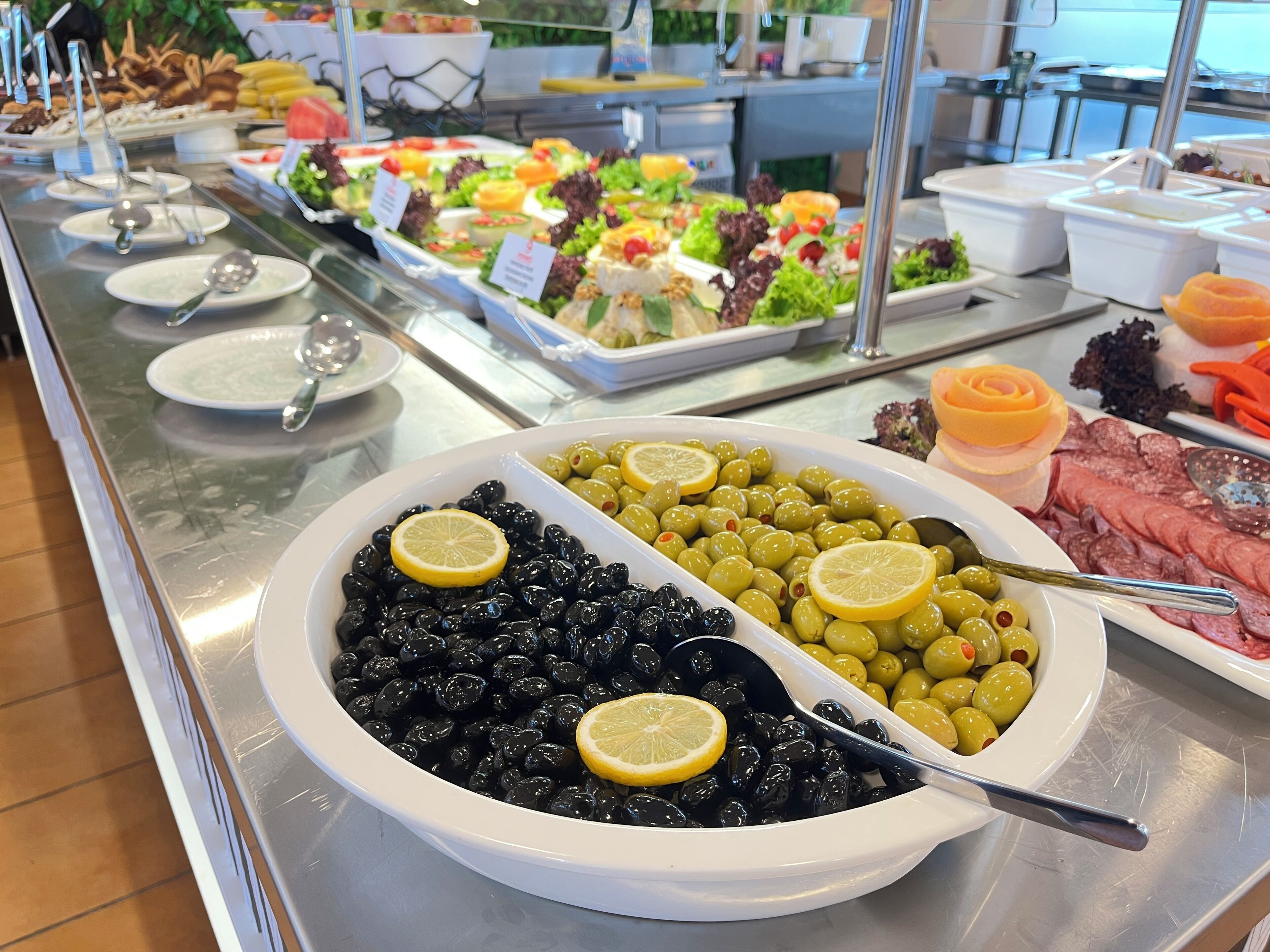 Tägliches inbegriffenes Frühstücksbuffet