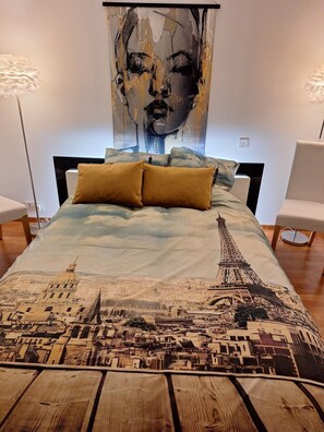 Room - Duplex apartment 89m2 - 6 min walk to Cathedral & Station (Reims)