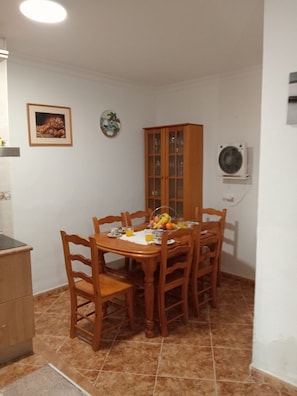 Apartment | Dining - Apartment in Almeria for Family (Carboneras)
