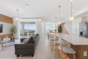Interior - Storey Lake brand new near Disney lake & club view (Kissimmee)