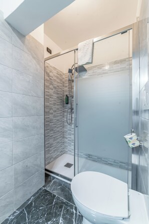 Bathroom - Rome in Love B&B - Termini Train Station (Rome)