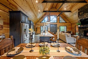 Dining - 4BR Lodge with Hot Tub and Game Loft (Broken Bow)
