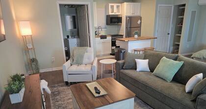 Beautiful private 1-bedroom studio with full kitchen in delightful Kernersville
