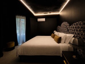 Phòng Suite Superior, quang cảnh vườn | Két bảo mật tại phòng, màn/rèm cản sáng, phòng cách âm