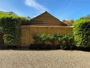Exterior - Le Petit Glen on the river lim in Uplyme (Uplyme)