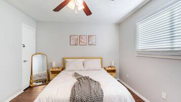 1 bedroom, iron/ironing board, free WiFi, bed sheets