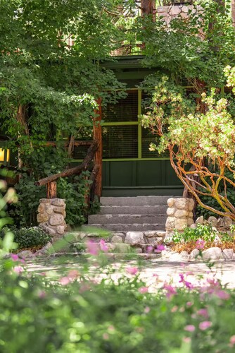 Private Mountain Retreat