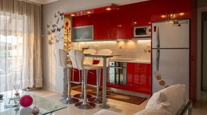Fridge, microwave, oven, stovetop - Glyfada Athens Riviera Stylish Home with Parking (Glifada)