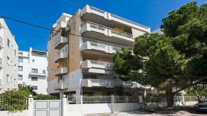 Exterior - Glyfada Athens Riviera Stylish Home with Parking (Glifada)