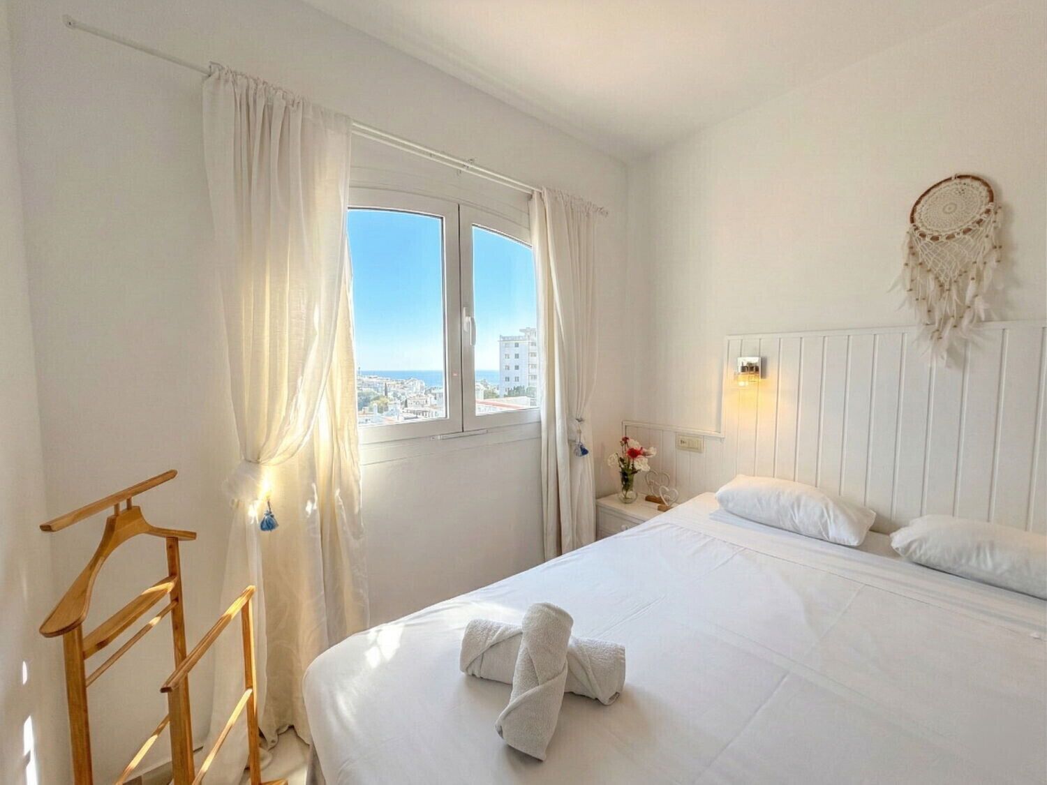1 slaapkamer, een strijkplank/strijkijzer, gratis wifi, beddengoed