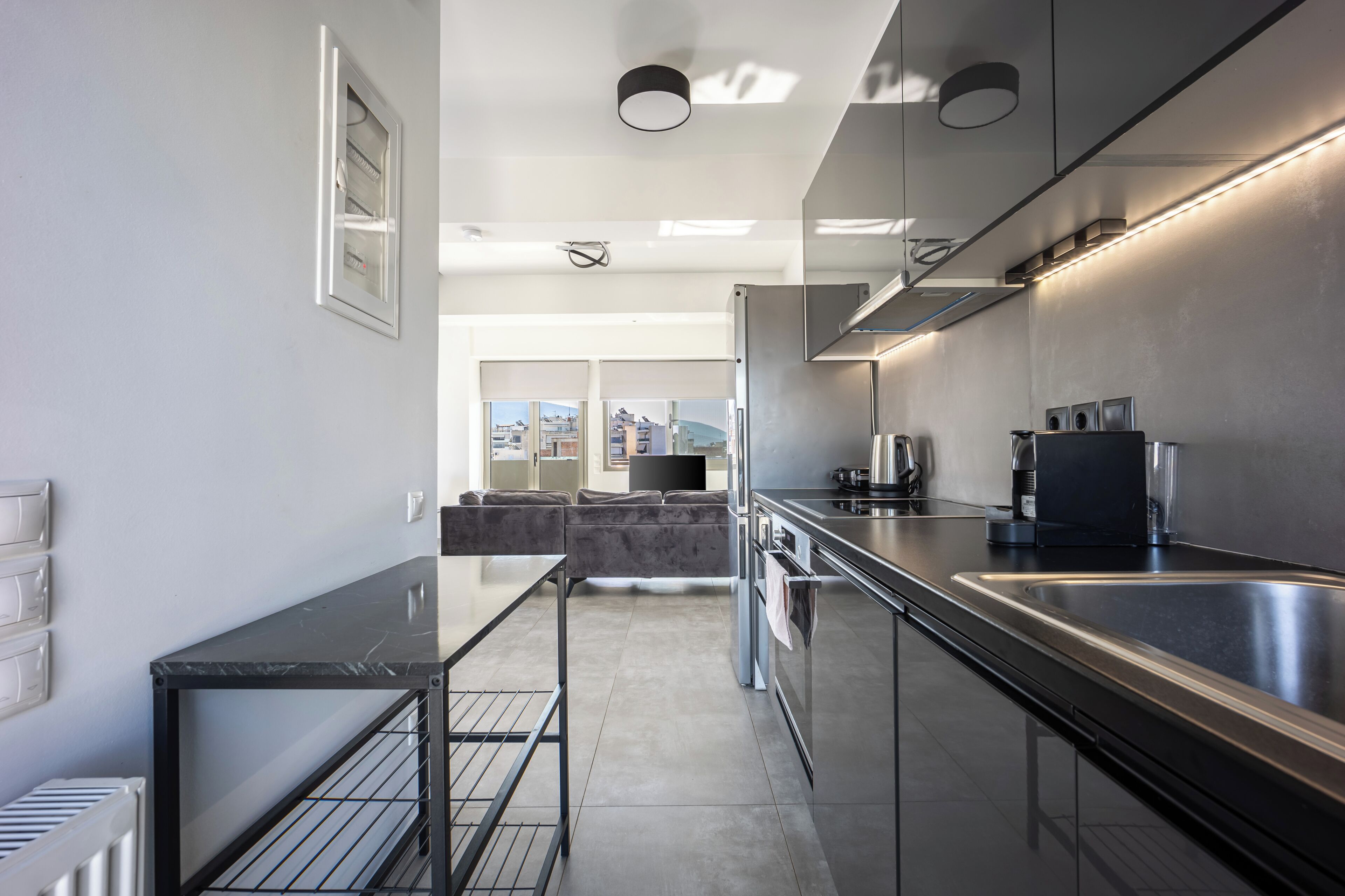 Fridge, oven, coffee/tea maker, toaster