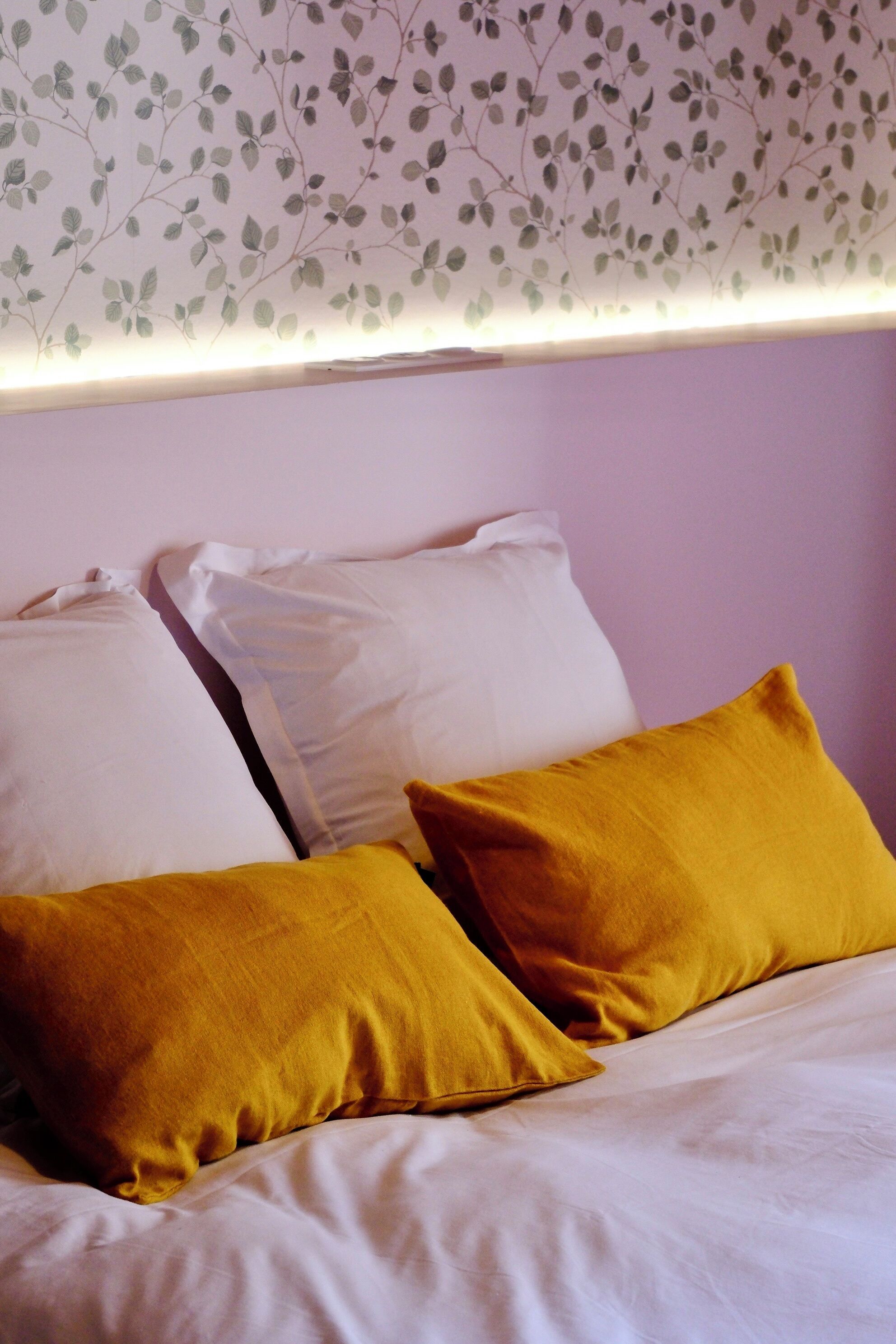 Classic Room | Desk, laptop workspace, iron/ironing board, free WiFi