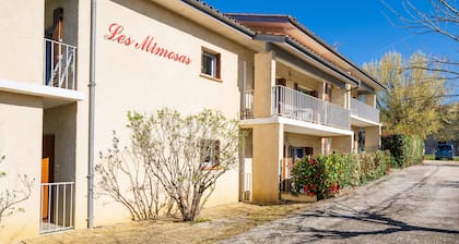 Studio cosy avec jardin privatif, climatisation et billard â Barbotan-les-Thermes