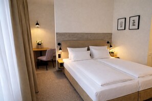 Comfort Double Room - DORMERO Aparthotel Stralsund (Stralsund)