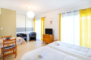 熨斗/熨衣板、WiFi、床单