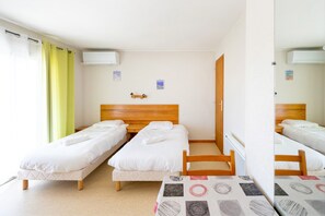 アイロン / アイロン台、WiFi、ベッドシーツ
