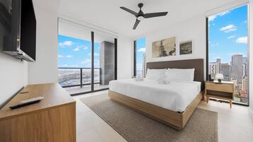 Condo, sacada, vista para a cidade